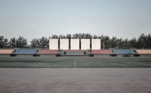 校園一角操場(chǎng)作文