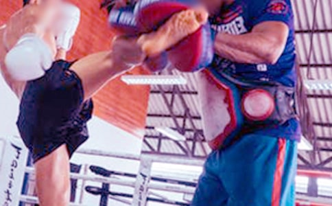 【集合】打架處罰通告11篇