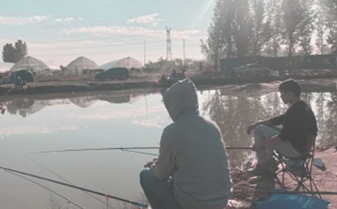 ���y����һ���¡�����~_�y����һ��������