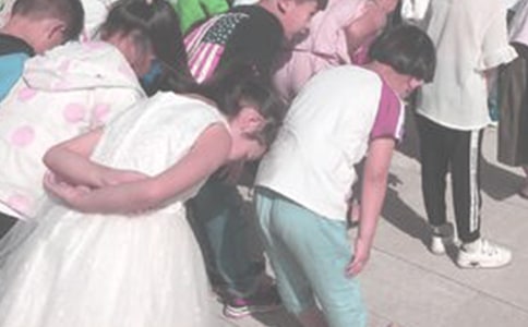 鞠躬需要注意的禮儀