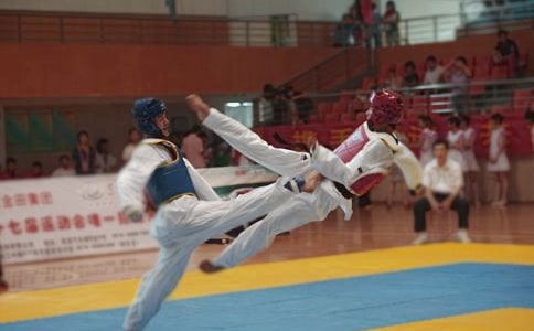 �Ґ�(��i)��ȭ������4ƪ(��(sh��)��)