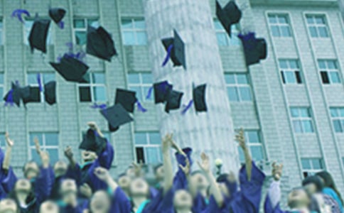 初中生畢業(yè)生優(yōu)秀的自我鑒定