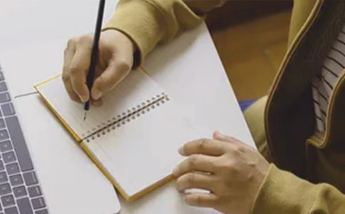 ������Y(ji��)���x��У�ͨ��15ƪ��