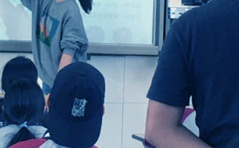 С����нMС�Y(ji��)8ƪ�����]��