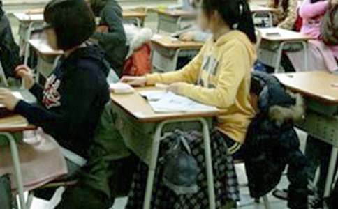 ���؂䡿��ԇ�ķ�˼����300����ƪ