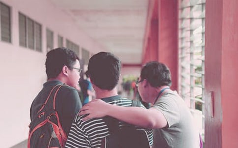 ����Ʒ���Ą�߿��W(xu��)�ӵ�ף���Z