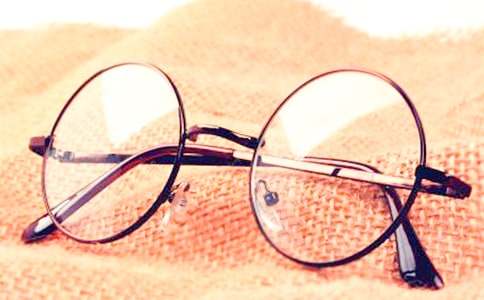 眼鏡店活動方案(實(shí)用)