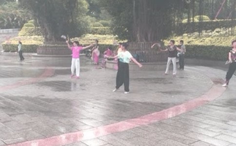 ��������