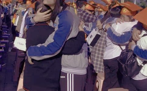 �������˶Y�o���ӵ�һ����