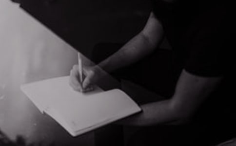 �P(gu��n)�ڰ����cƫҊ(ji��n) �x���