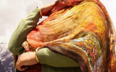 С�~�DŮ�����J����Ո