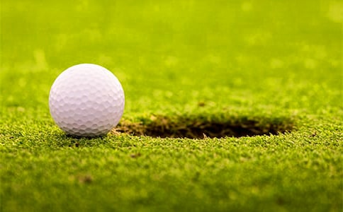 �ߠ�����,һ��Ů���Đۺ��c���L