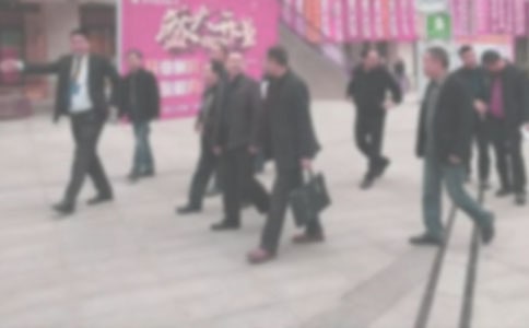 縣工商局上半年工作總結(jié)范文