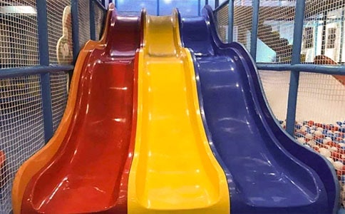 玩滑滑梯的作文200字(通用35篇)