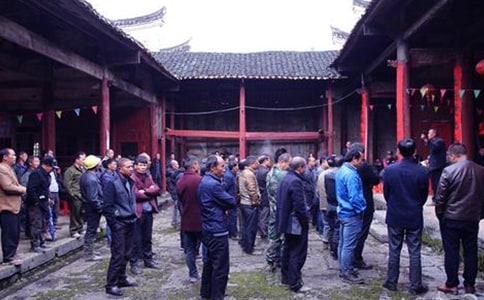 �������l(f��)�Ը巶�ģ�ͨ��18ƪ��