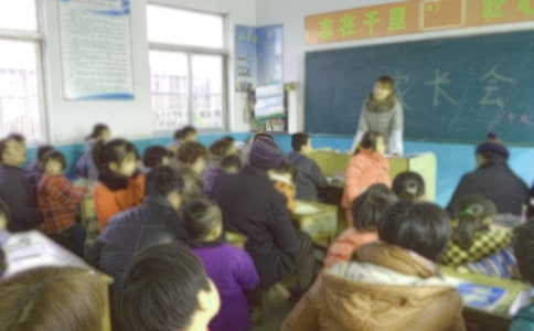 開(kāi)家長(zhǎng)會(huì)學(xué)生2分鐘發(fā)言稿