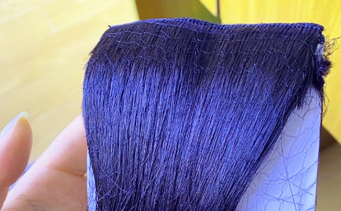 小班美術(shù)假發(fā)教案