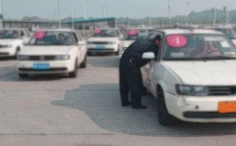 駕校教學設施設備管理制度