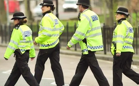 ������(g��)���Բ��Լm��(b��o)�棨���x9ƪ��