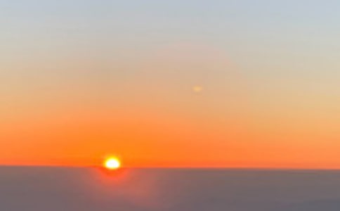 �賿���c����δ������2200��