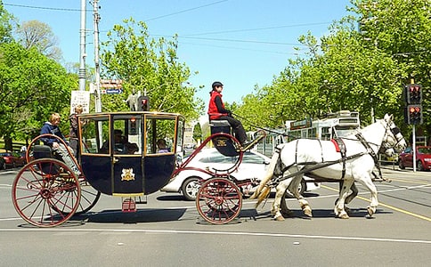 ���r�g��С�R܇���̌W��˼