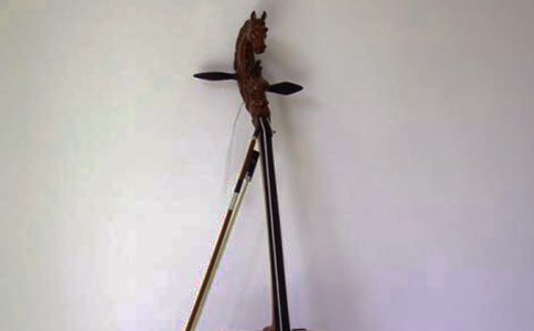 �R�^������800��