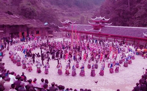 民族地區(qū)傳媒要有民族文化增殖的擔(dān)當(dāng)