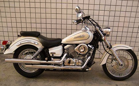 第一次學習騎摩托車500字作文