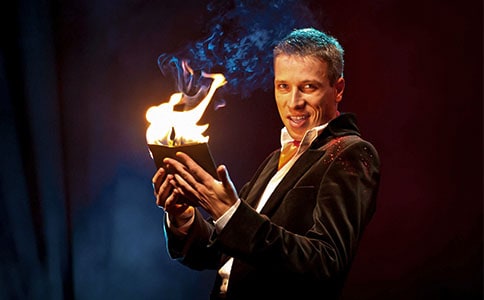 ����ħ�g(sh��)��Ӱ�u(p��ng)