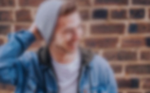 ����Ů����ǰ�_��(y��u)������