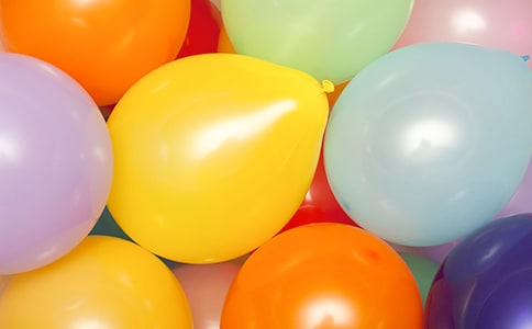 �����������200��