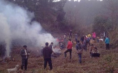 �W����Ĺ��ӛ