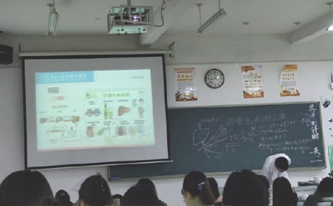 上課玩手機(jī)檢討書(shū)范本