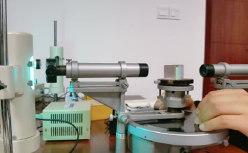 ���_��W(xu��)����Դ���ϻ��W(xu��)���H����(li��n)�ό�(sh��)�(y��n)��ͨ�^���(xi��ng)Փ�C