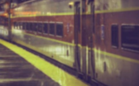 ���ߜI���̈́e�r(sh��)�ͽo���ѵĮ��I(y��)ٛ(z��ng)��