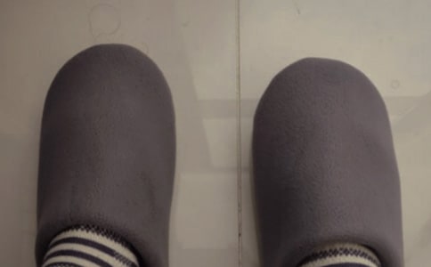 60Ԫ��һ�p��Ь����