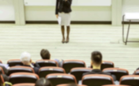 ����������У�и�SAT��Ӣ���ȡ�l������Щ��