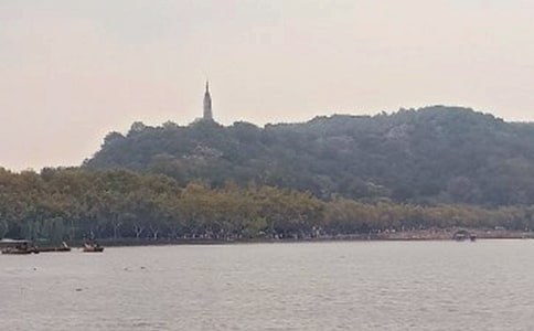 游杭州西湖的游記作文