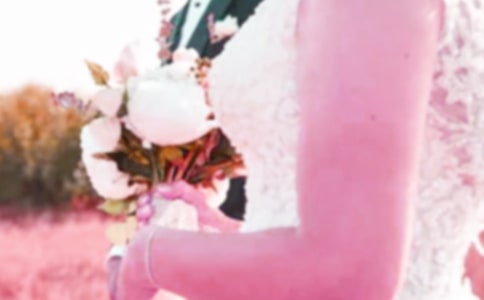 朋友新婚短信祝福語(yǔ)