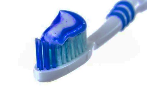 怎樣給孩子選擇牙膏