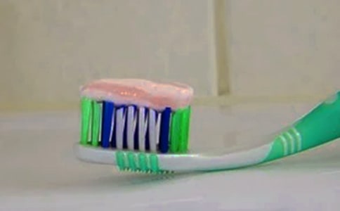 兒童應(yīng)該擁有自己專用的牙膏