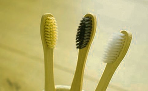 小班綜合教案:小牙刷