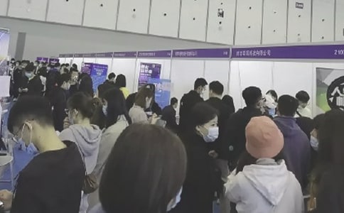 ���L(f��ng)�Є�(d��ng)�͘I(y��)��Ƹ��(hu��)ϵ�л��(d��ng)�������ģ����x13ƪ��