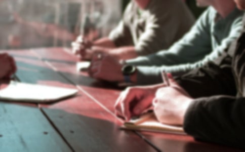 ��(ch��ng)��(l��)־С����֮���һƬ�~��