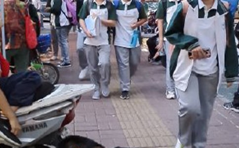 作文教學(xué)中學(xué)生求異思維能力的培養(yǎng)