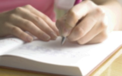 花的聯(lián)想作文